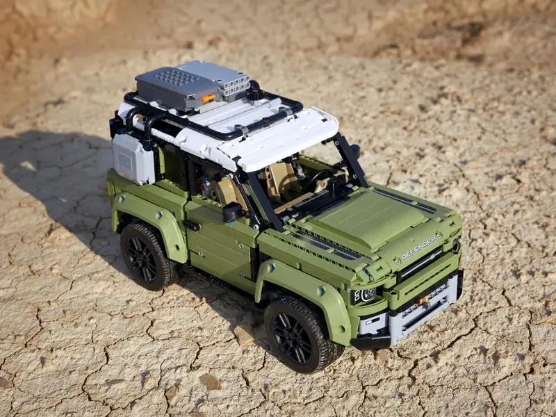 42110 Land Rover Defender