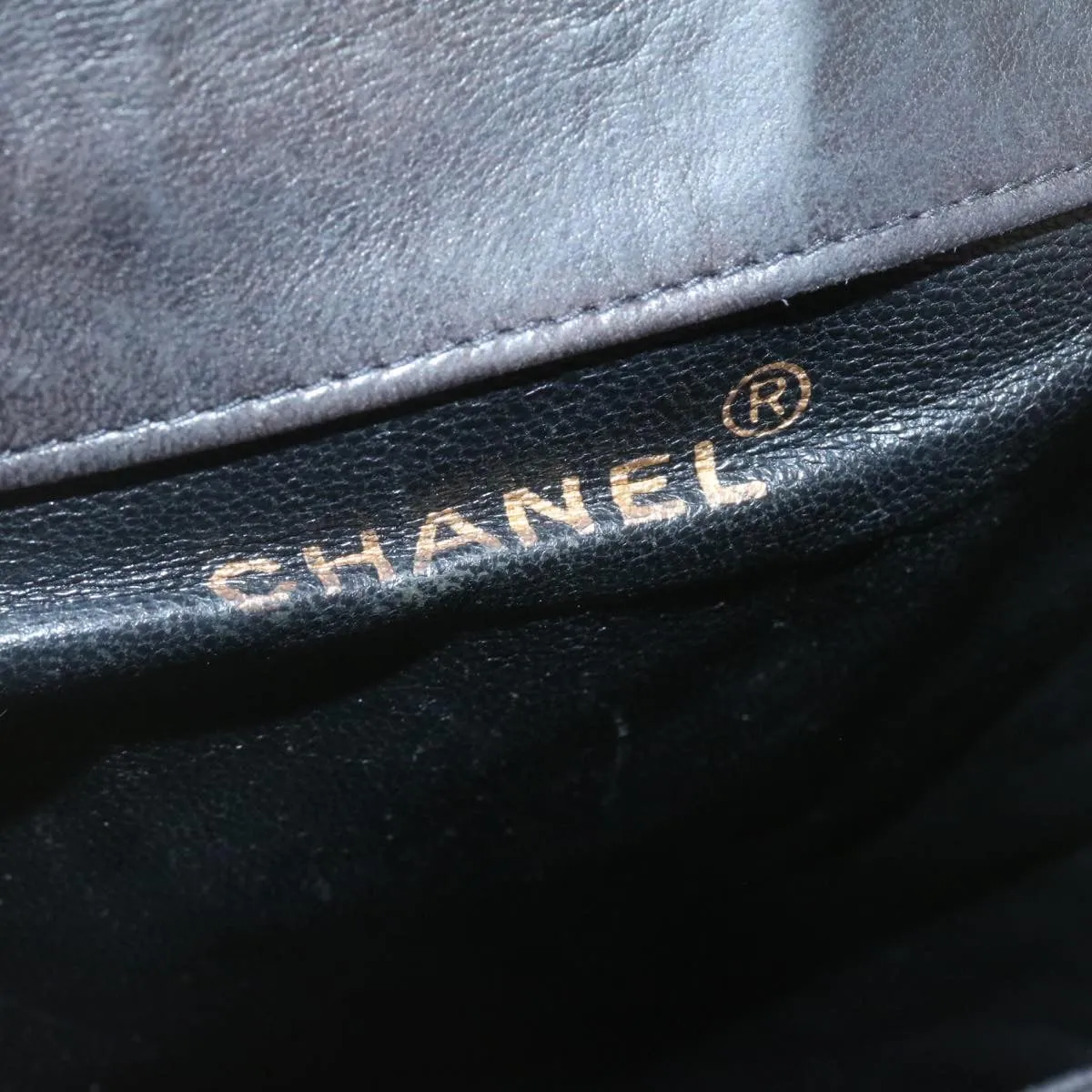 CHANEL Matelasse Backpack Leather Black Gold Tone CC Auth ar4662A